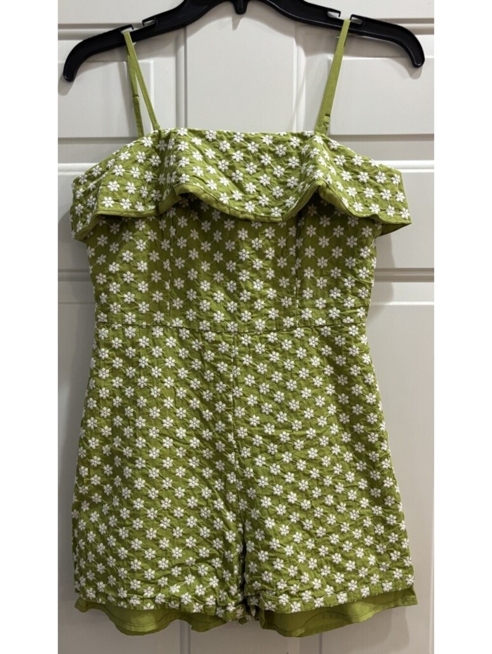 coreylynncalter Shorts Romper Removable Straps Size Small Green White Flowers